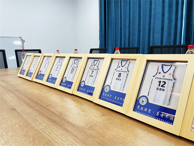 用心守望,相伴青春——竞技体育中心走心欢送2022届毕业生学生运动员